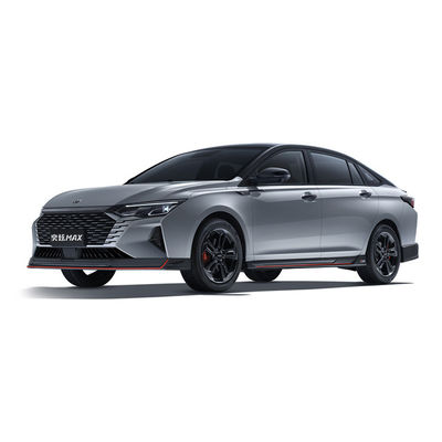 अच्छी कीमत 5 सीटों वाला डोंगफेंग एओलस यिक्सुआन मैक्स इलेक्ट्रिक कार सेडान मैनुअल ड्राइवर की सीट समायोजन और फ्रंट डिस्क रियर डिस्क ब्रेक सिस्टम ऑनलाइन