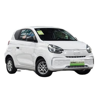 अच्छी कीमत 2023 वयस्क स्टेप कार मिनी सेडान 4 सीटों ROEWE CLEVER 311km NEDC इलेक्ट्रॉनिक कारें किशोरों के लिए बैटरी क्षमता 29 Kwh ऑनलाइन